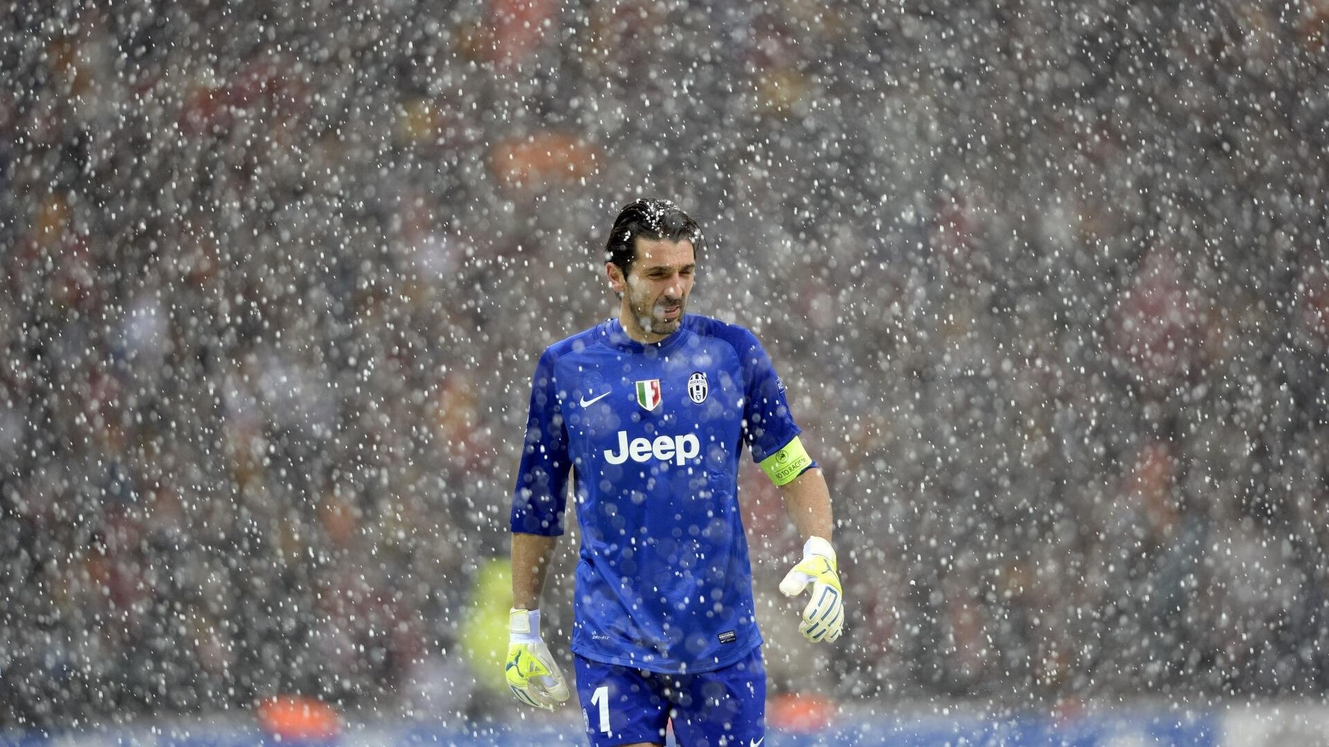 开云电竞账号入口-球员赛季状态保持稳定，当前赛季指定球员包